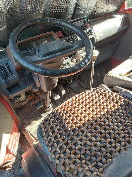 Мазда Бонго Е 2000