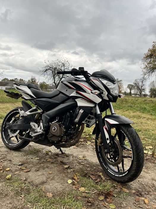Bajaj Pulsar NS200