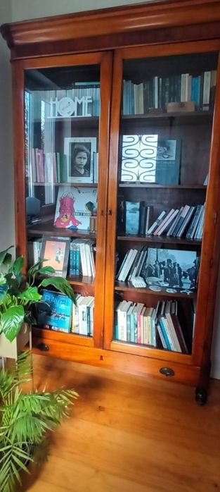 Móvel livreiro de mogno sec XIX