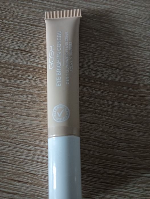 GOSH - Eye Bright'N Conceal - Rozświetlajacy korektor pod oczy - 12 ml
