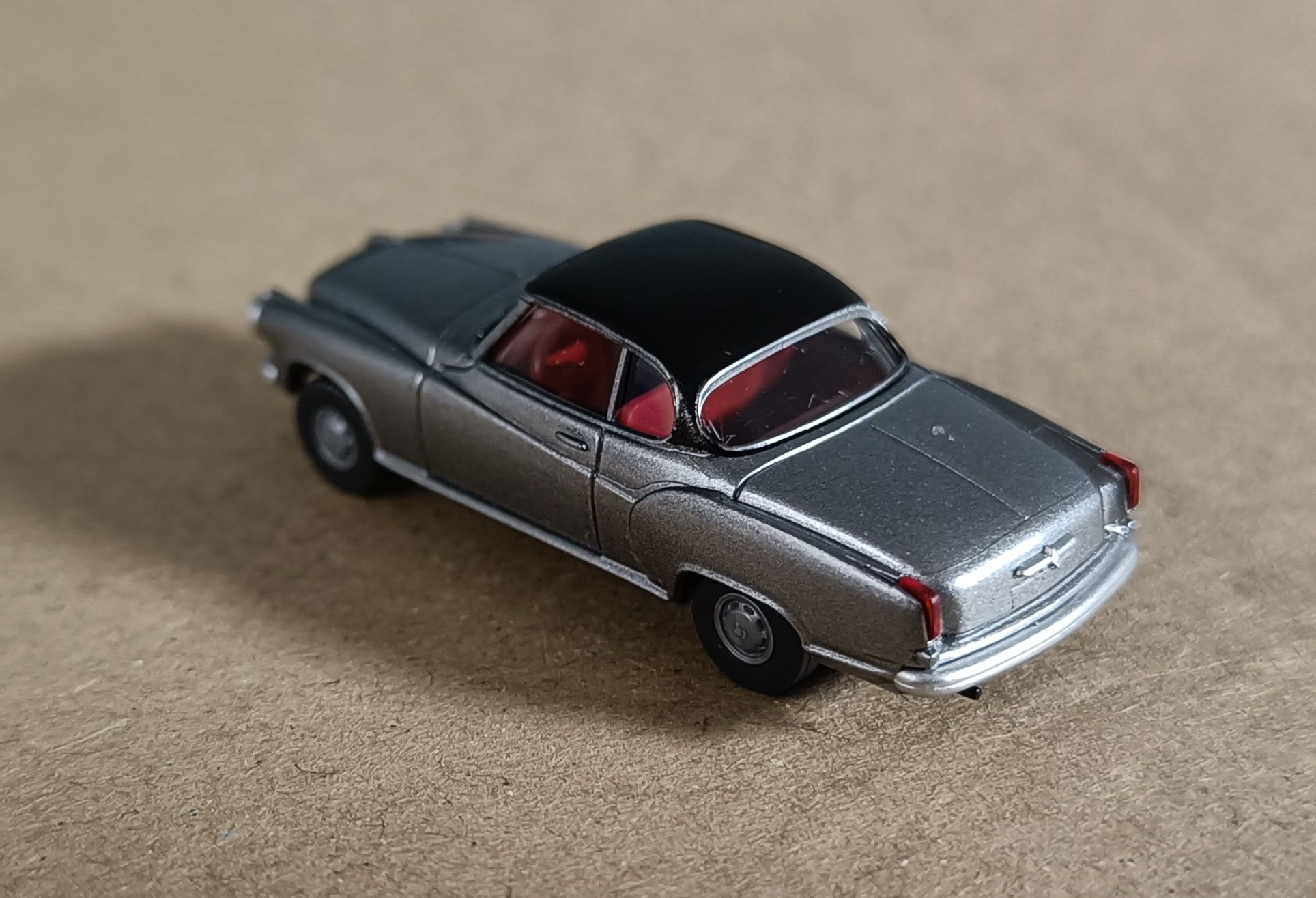 Borgward Isabella Coupe. Wiking. 1/87