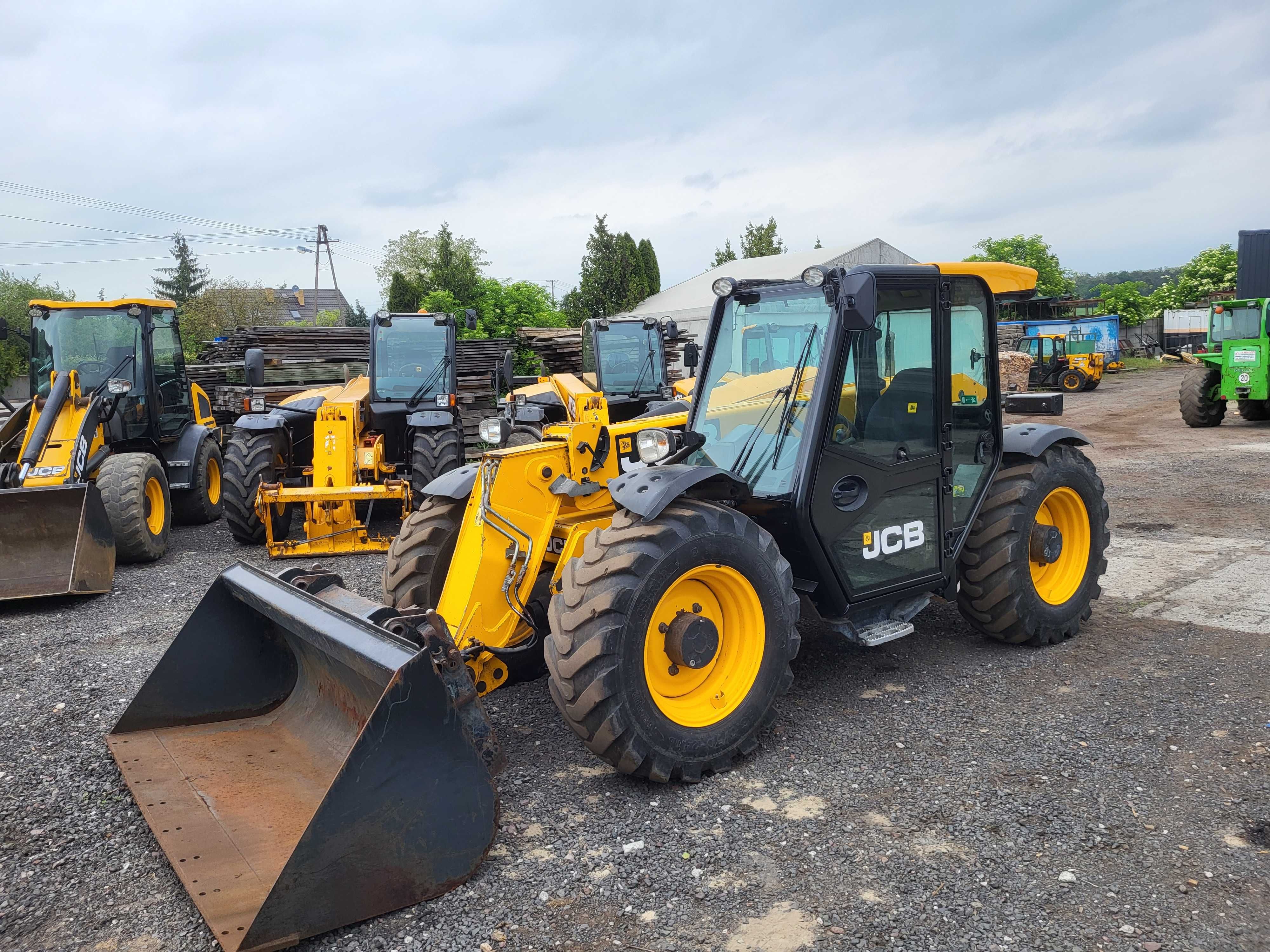 Ładowarka teleskopowa JCB 527-58 agri