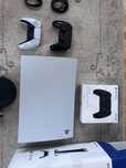 Konsola PS5 Playstation 5 z nepędem 2 pady SSD