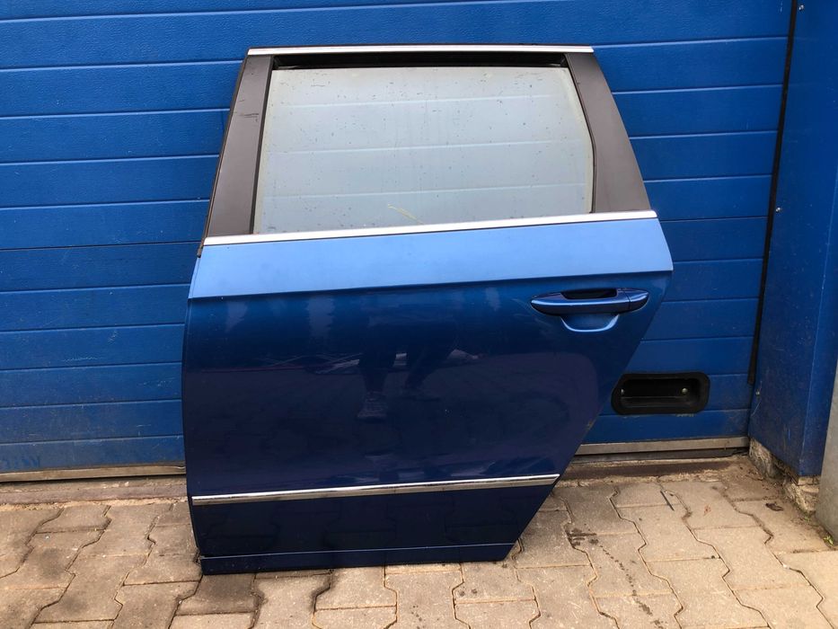 Drzwi Lewy Tyl Vw PASSAT B6 LC5C