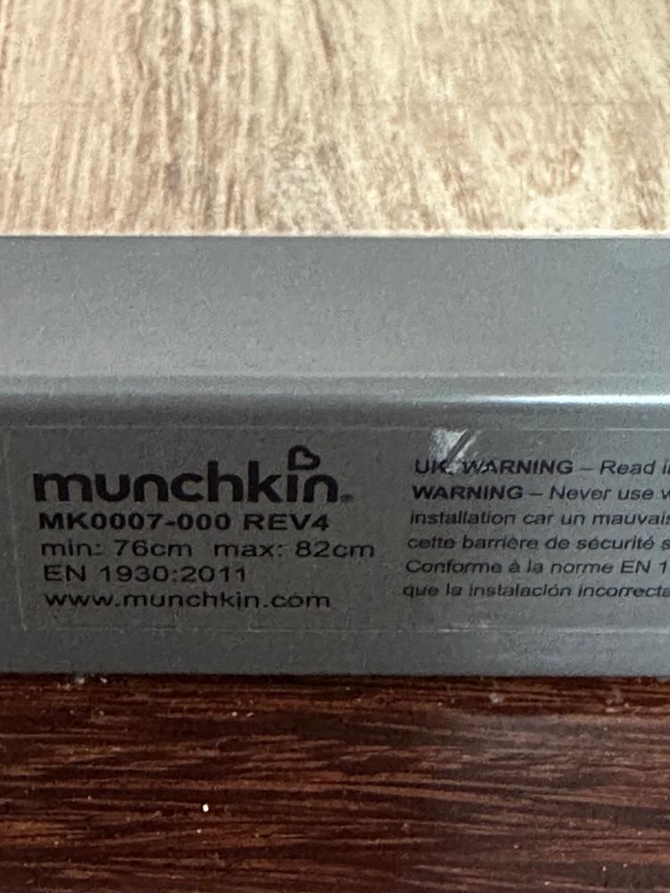 Barreira de seguridad infantil munchkin com extensão