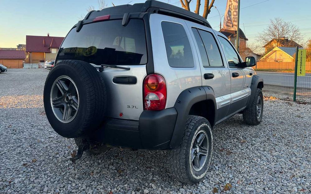 Jeep Liberty 2003