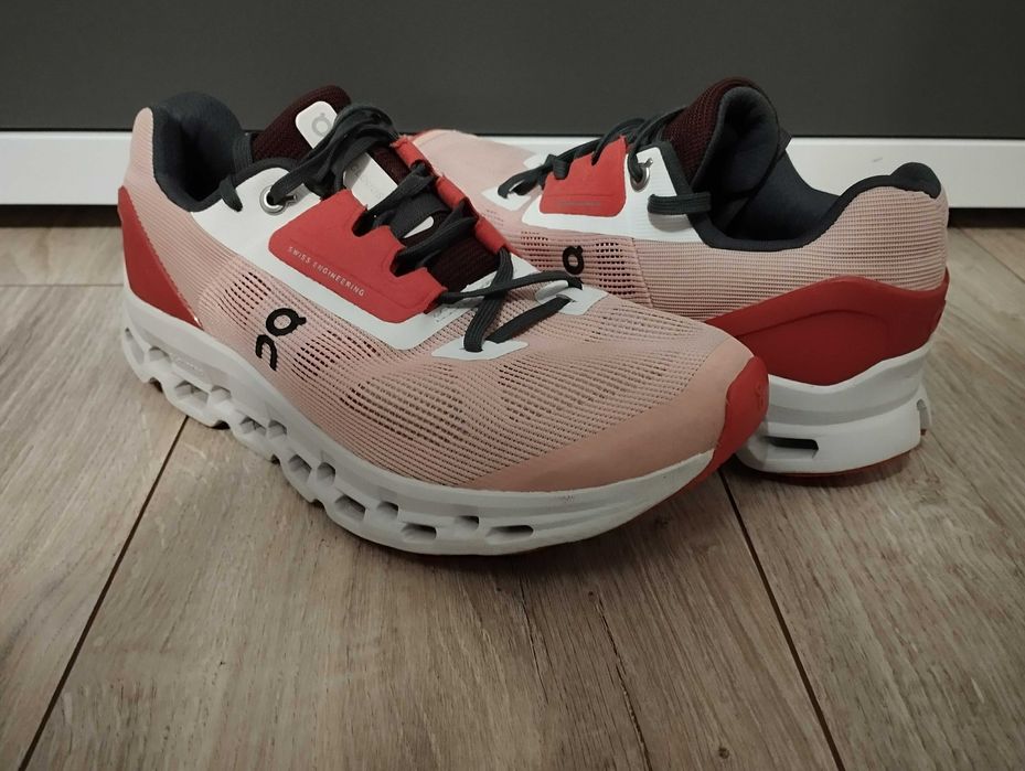 On Running Cloudstratus buty do biegania size 38