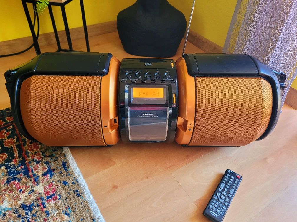 Boombox SHARP GX-M10 sprzęt stereo