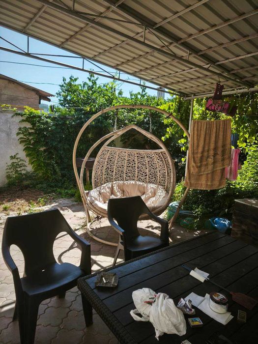 Комнаты на Любой срок на Молодой Гвардии .К морю 10 мин.