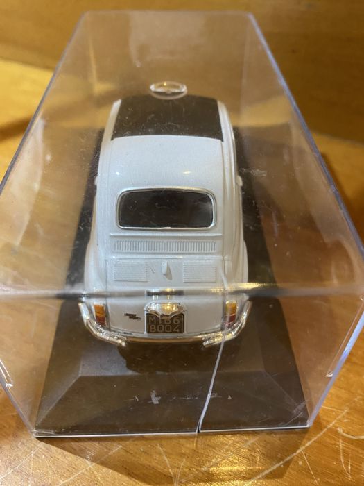 Carrinhos colecionáveis