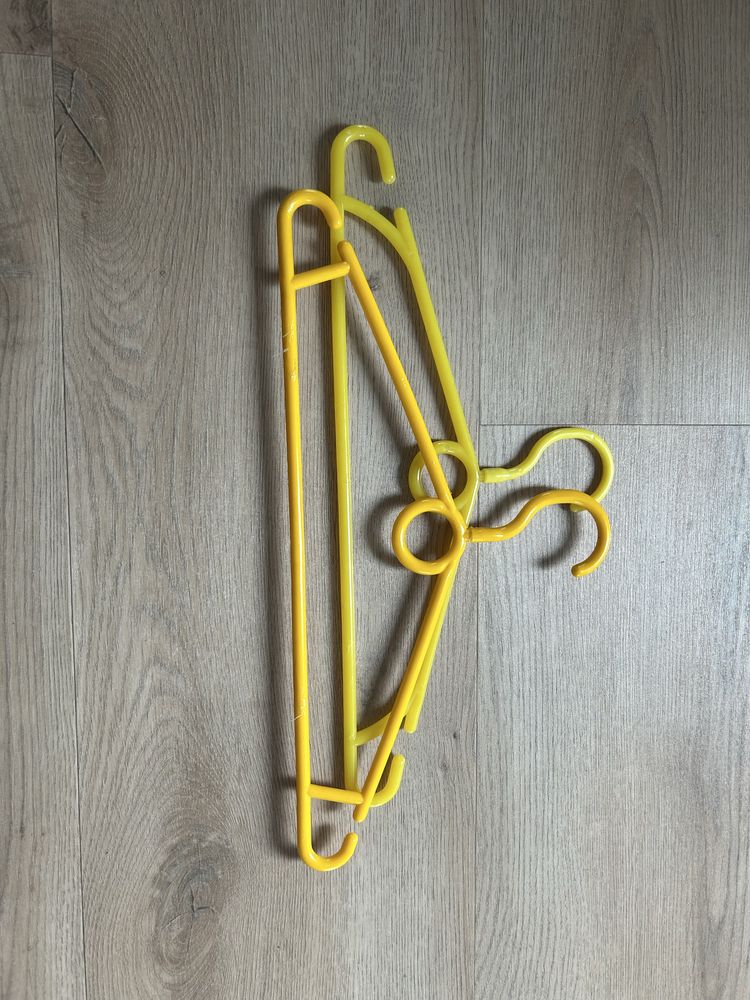 Wieszaki 27 sztuk super stan