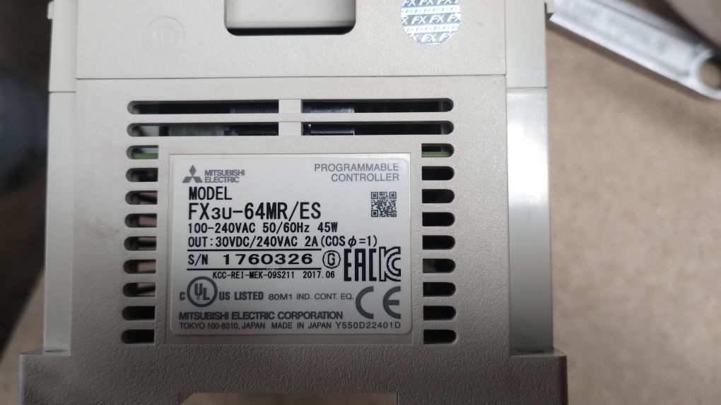PLC Mitsubishi fx3u-64m