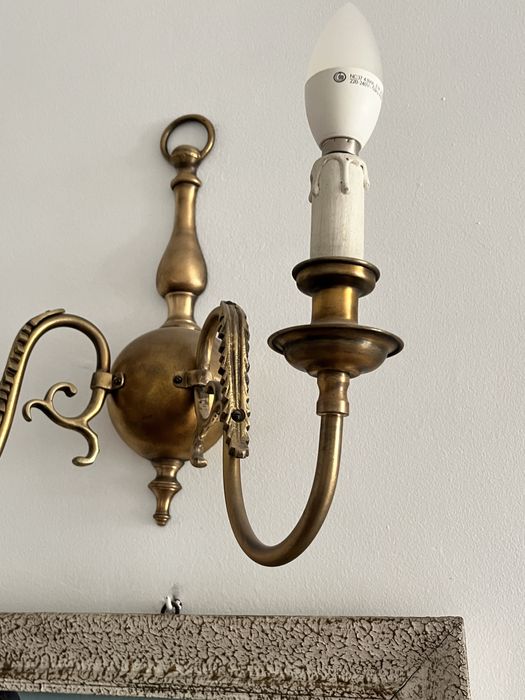 Conjunto de candeeiros em latao classicos com inspiraçao vitoriana