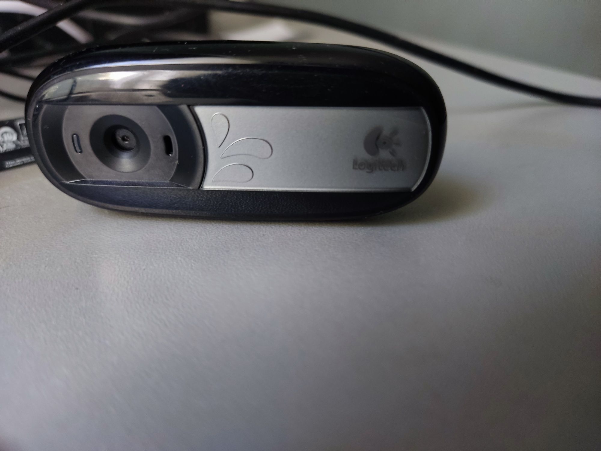 Вебкамера logitech c170