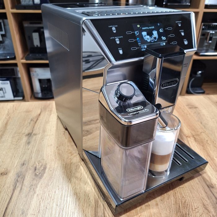 Кавоварка Delonghi PrimaDonna Class