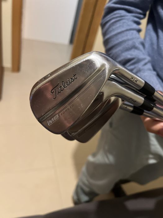 Tacos de golfe Titleist 714 mb