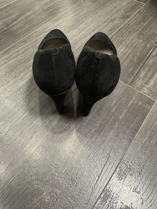 Туфли Clarks замш на каблуке р 39