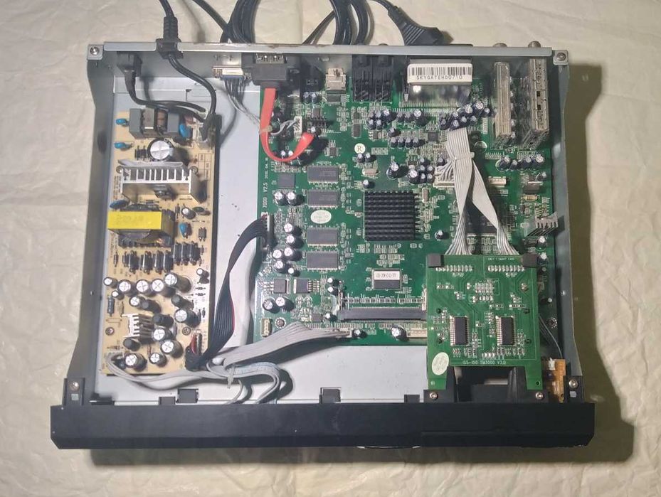 Спутниковый тюнер Sky Gate HD