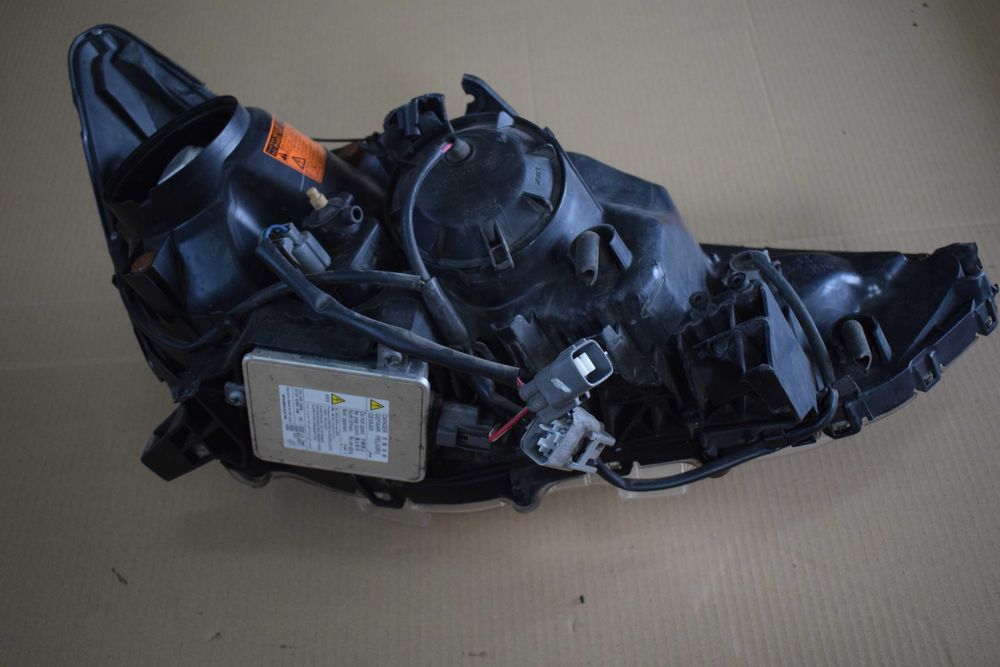 lampa lewa przód przednia xenon MITSUBISHI ASX 1.8 DID 14R.EUROPA