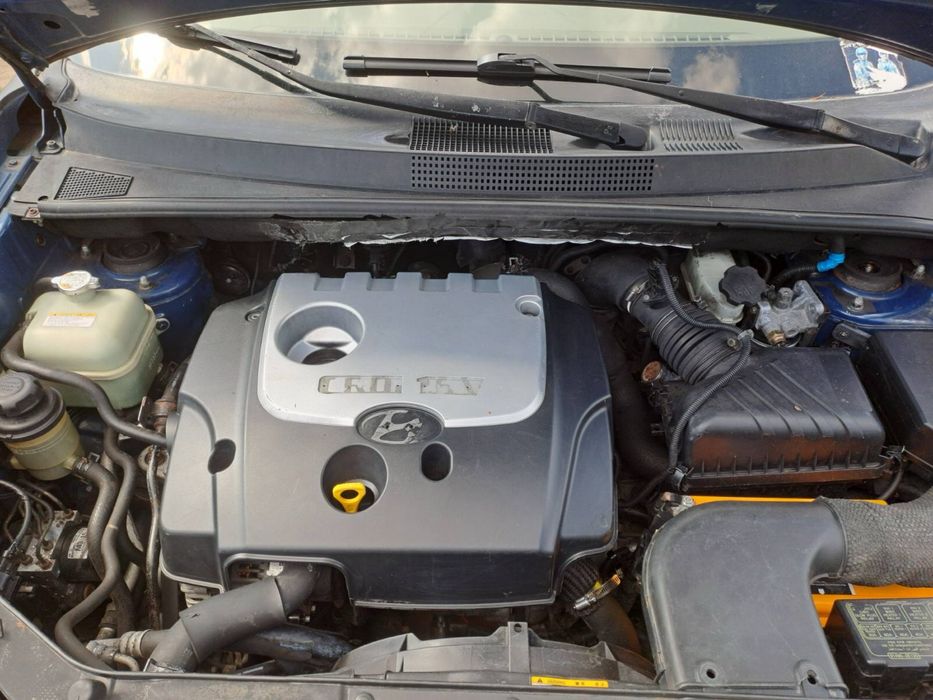 Шрот запчастини розбор Хундай Туксон 2.0дизель 2004рік