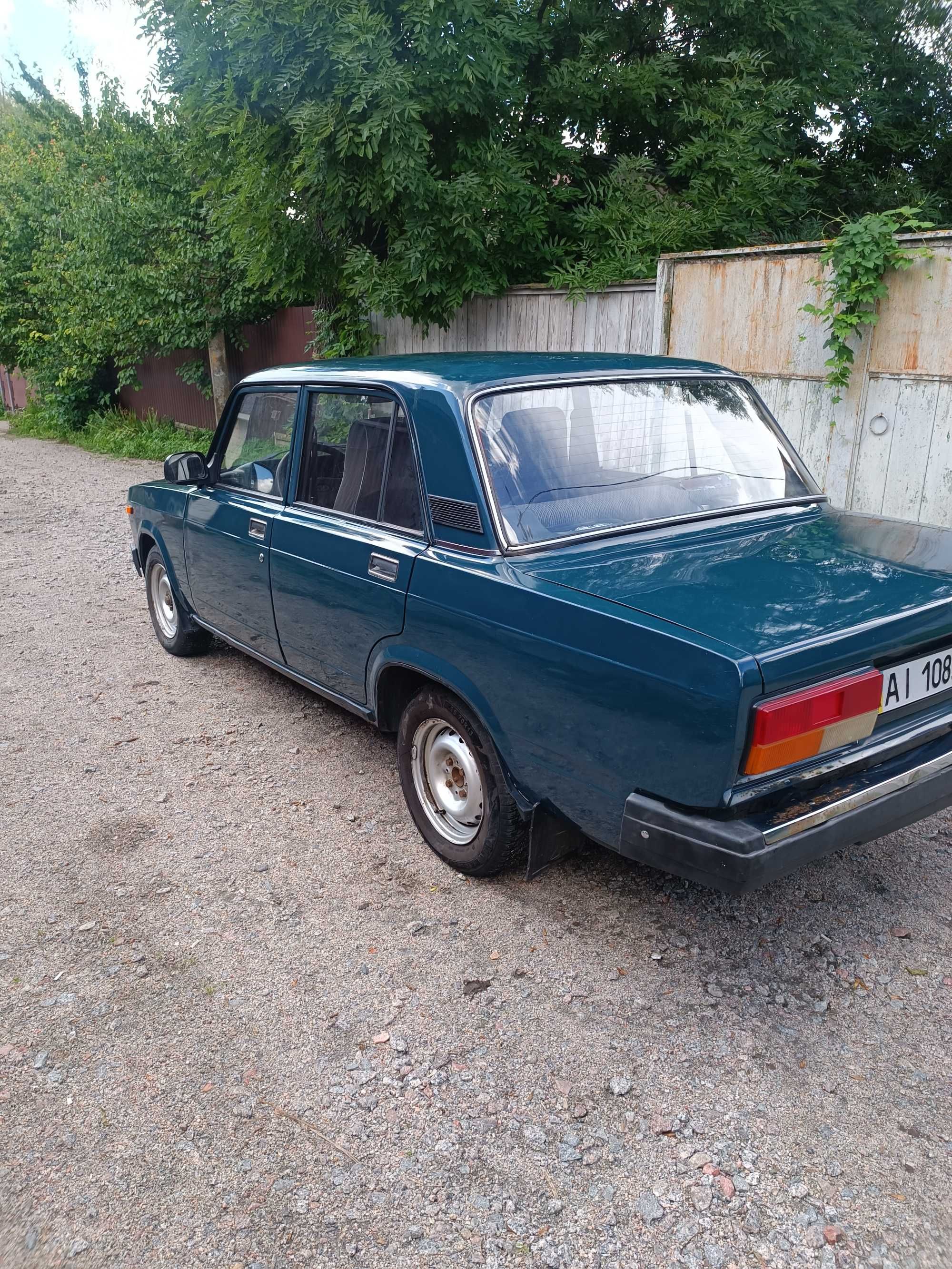 Автомобіль ВАЗ 2107