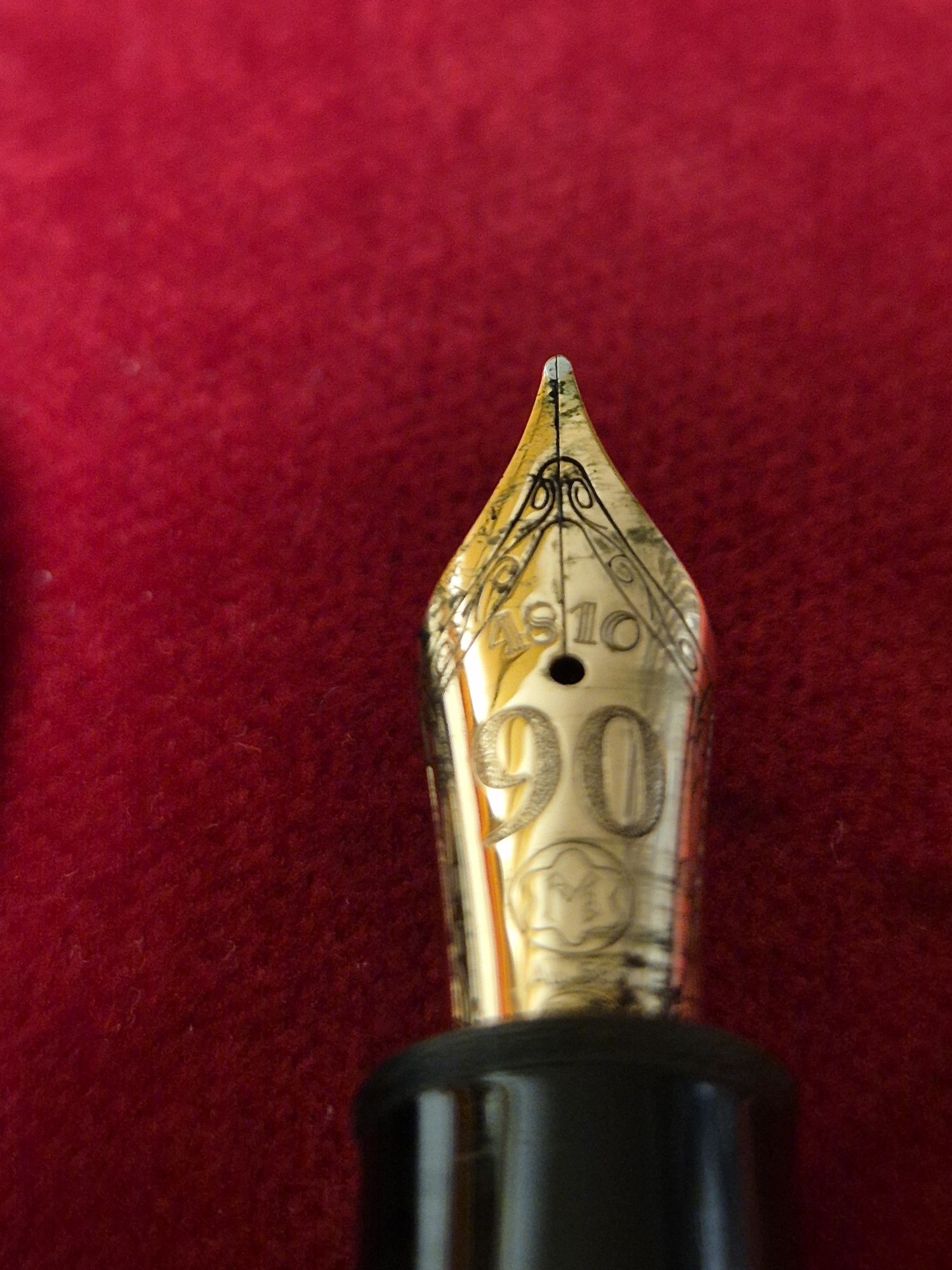 Montblanc Meisterstuck Classic 146. Limited Edition 90th Anniversary