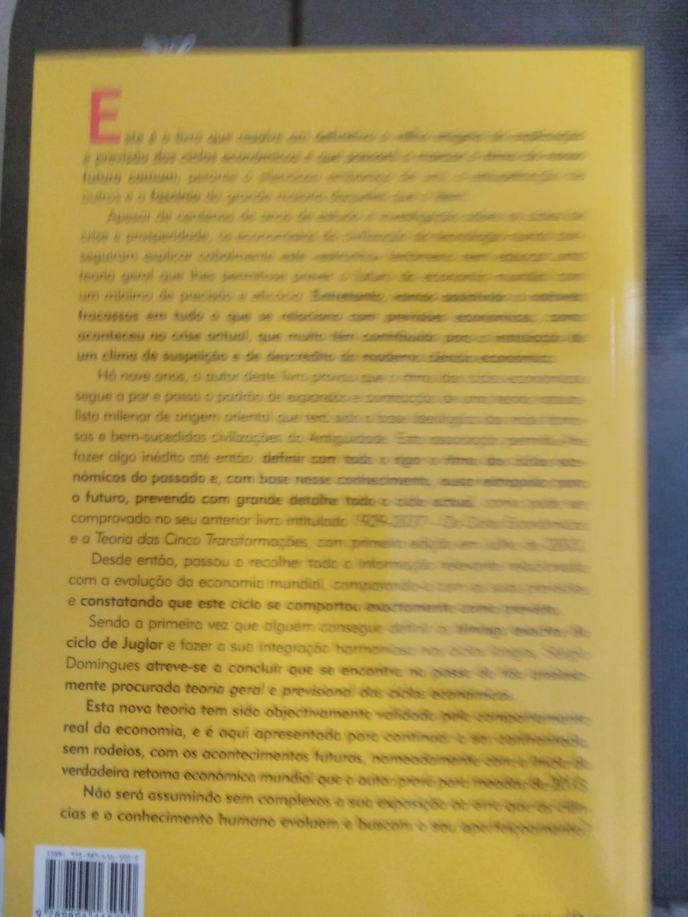 A teoria geral e previsional dos ciclos econômicos.