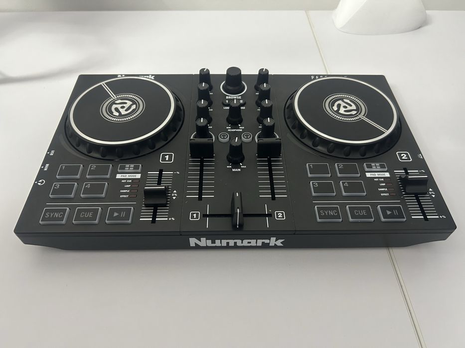 Konsola DJ Numark party mix II