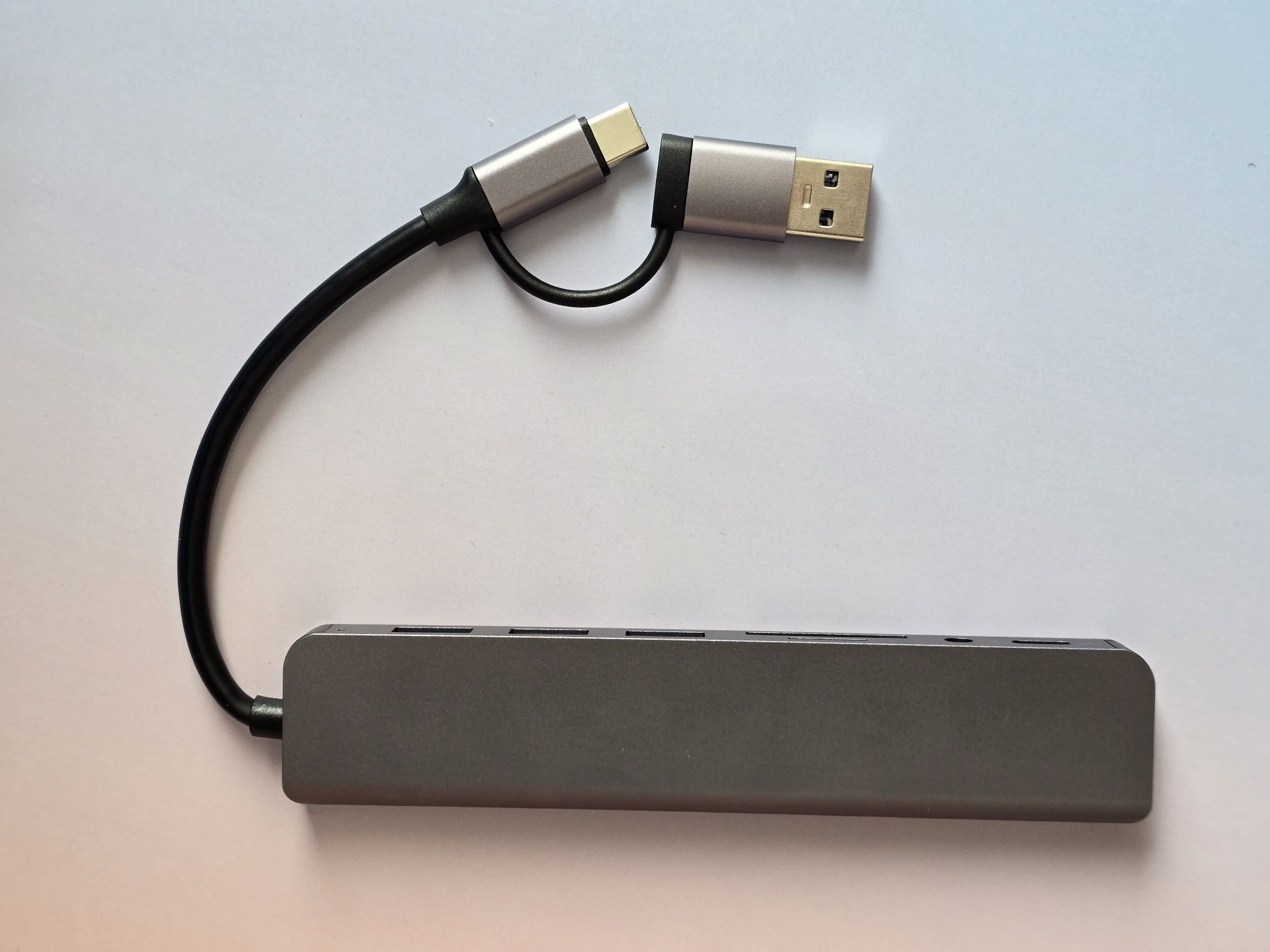 USB hub. Картрідер до комп'ютера та телефону