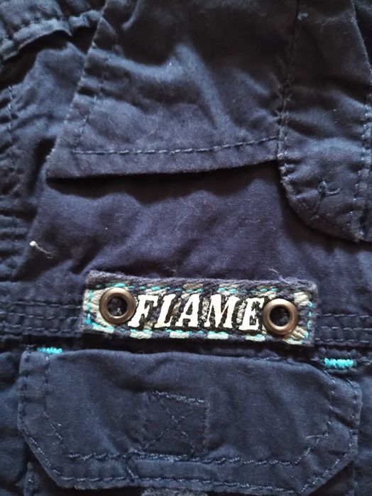 Camisa azul escura com chama -Dopodopo