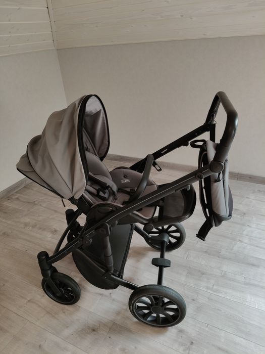 Коляска Anex 2ва в 1 в чудовому стані