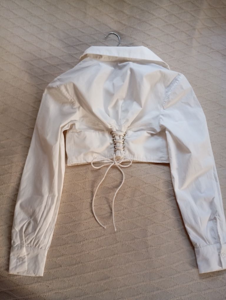 SHEIN XS-S gorsetowa bluzka biała z kołnierzykiem