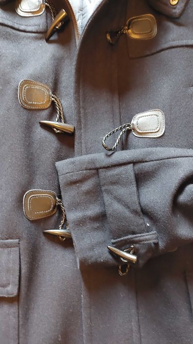 Canadiana castanha da Suits Inc