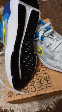 Кросівки Nike для хлопця.  Тільки нова пошта