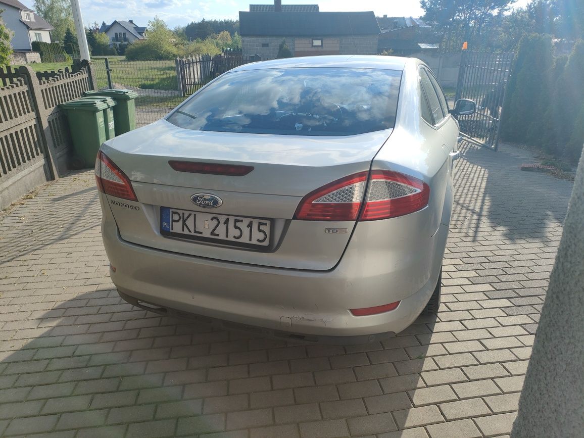 Sprawne komfortowe i oszczędne auto Mondeo