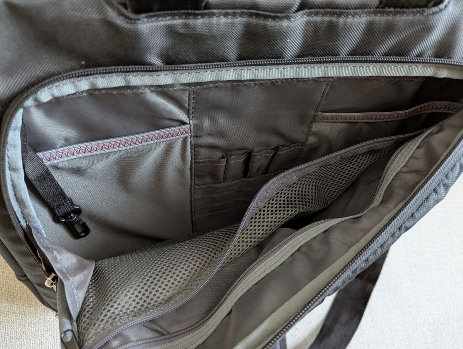 Torba na laptopa, przez ramię, marki Dell