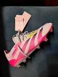 Chuteiras Adidas nr41 e um terço