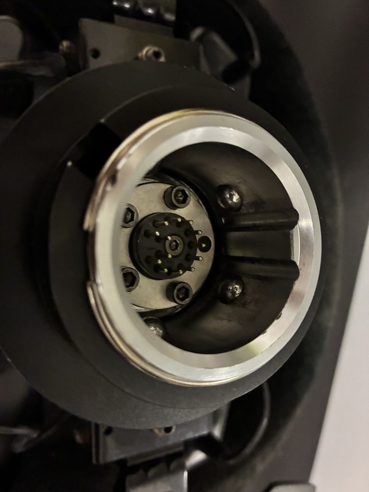 Fanatec clubsport V1 hub + rim Momo