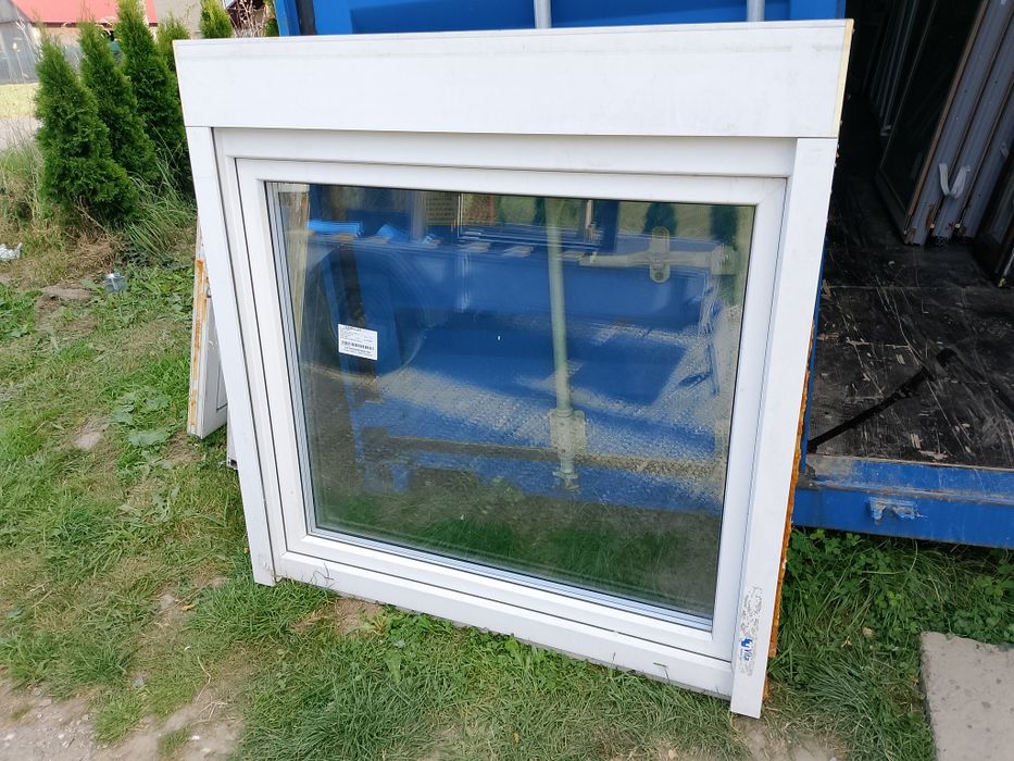 Okno 132x117 nowe 3-szybowe rozwierno uchylne białe plastikowe