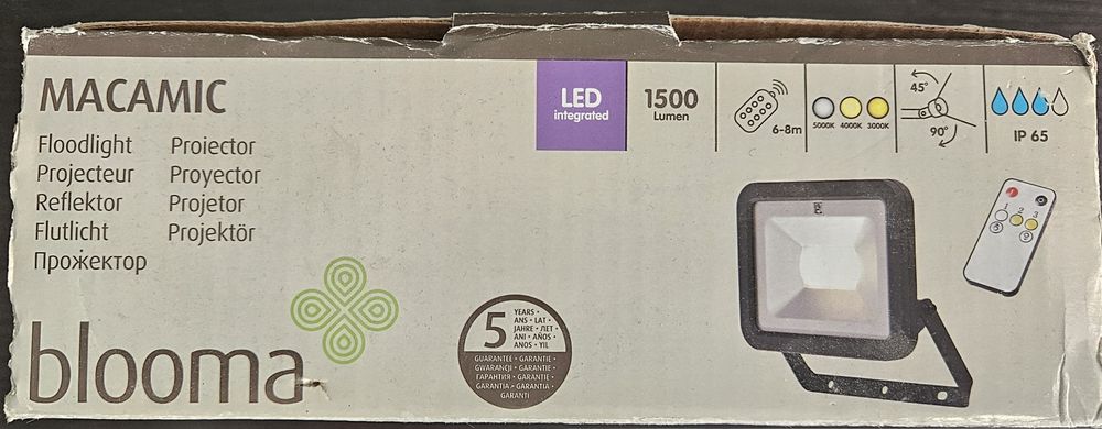 Lampa naświetlacz Blooma Macamic