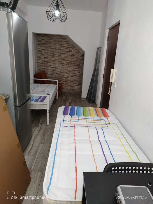 Cama dupla com Colchões