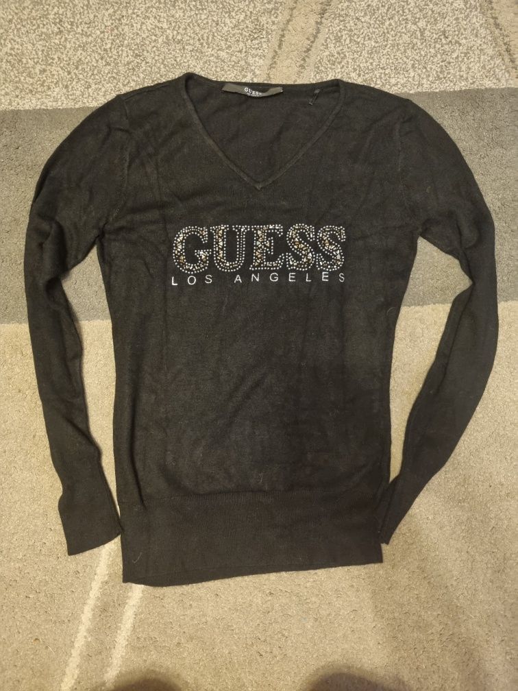 Czarny sweter Guess