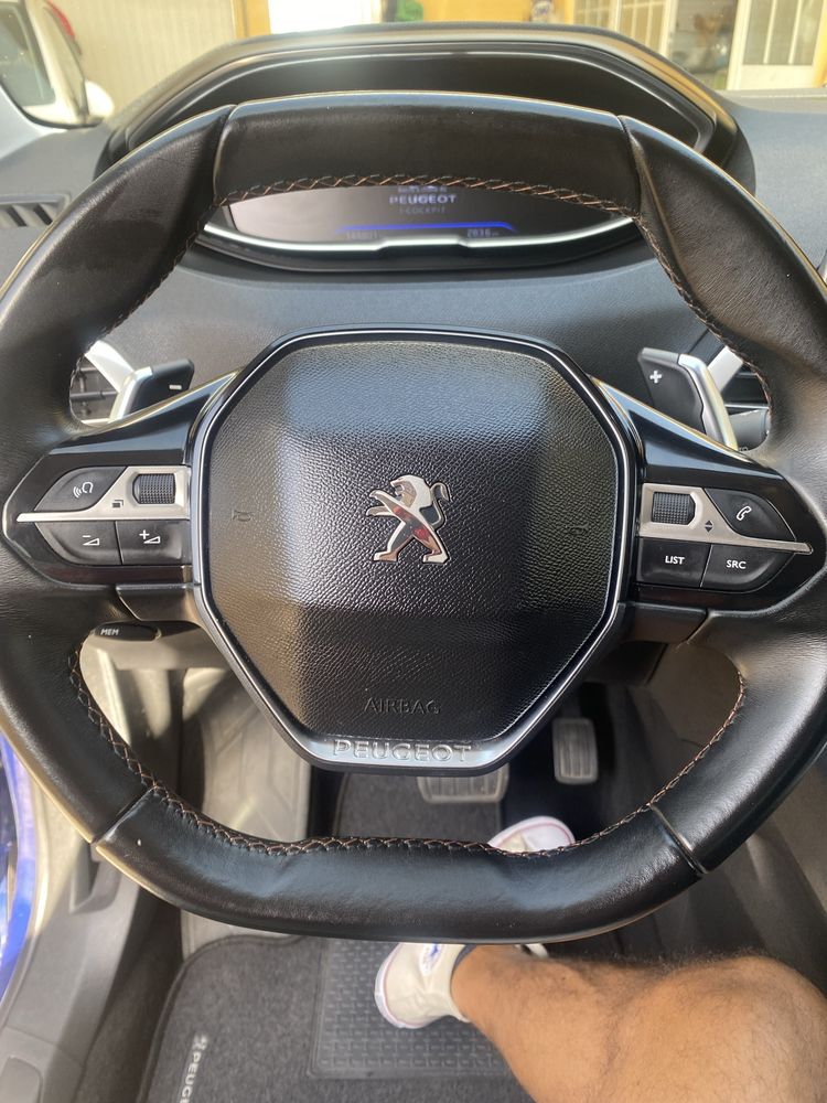 Peugeot 3008 Allure EAT8 1.5Blue HDI Aut