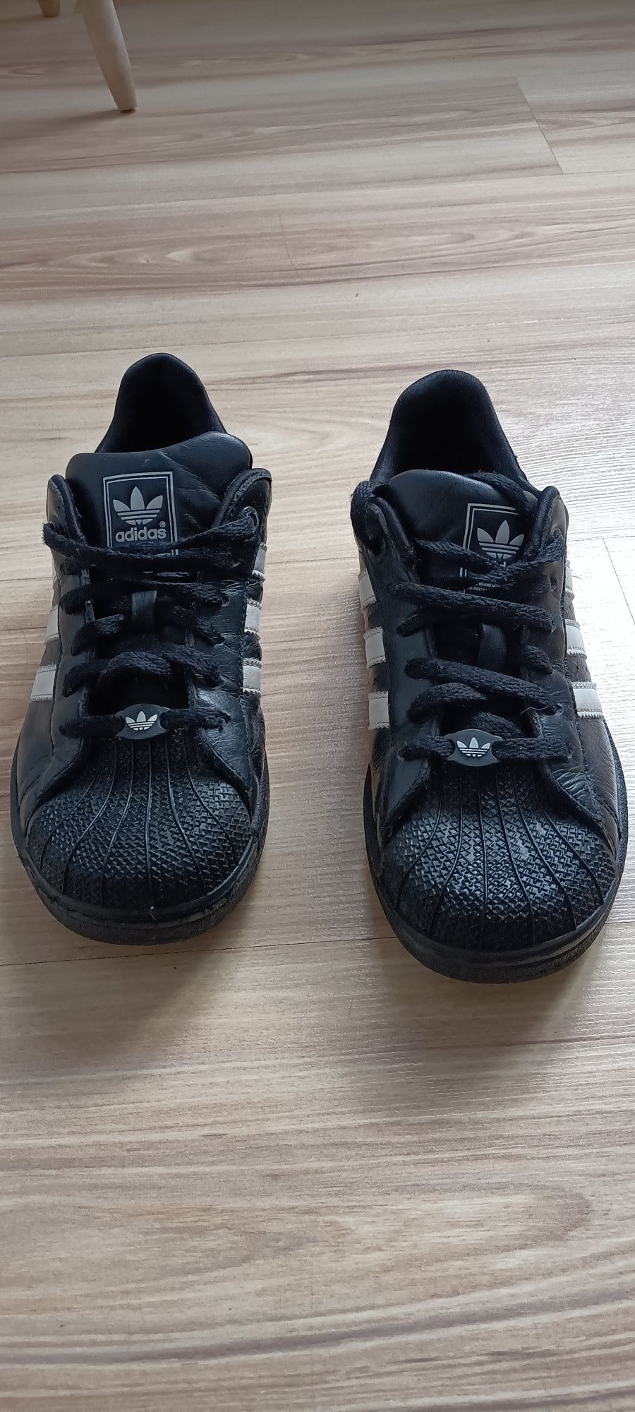 Buty adidas super star chłopiec r.34