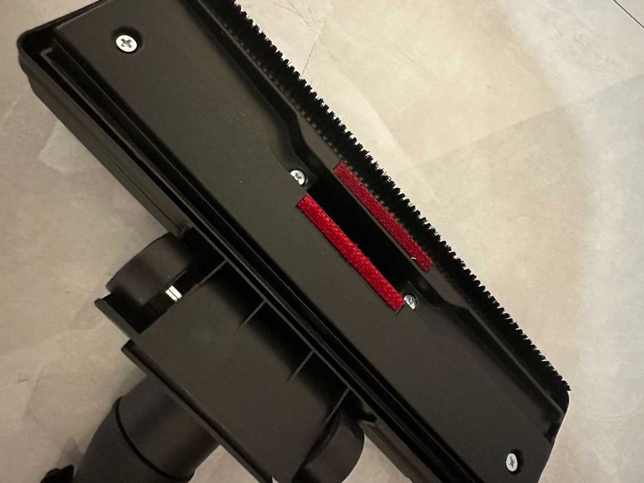 Пилосос ручний Crownberg СВ 672 2500 Вт з турбощіткою і Hepa фільтром