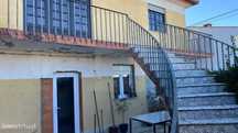 Moradia T6 Em Castelo Do Neiva Com Vista Mar