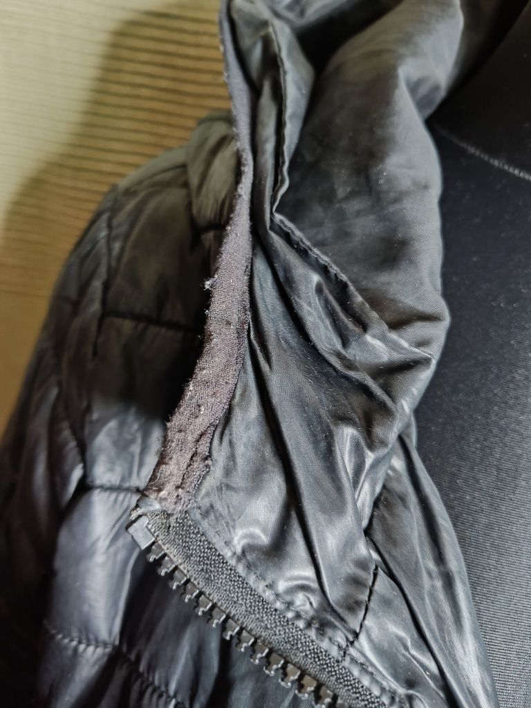 Czarna Pikowana Kurtka Sinsay XL| Lekka Kaptur Wiosna Jesień