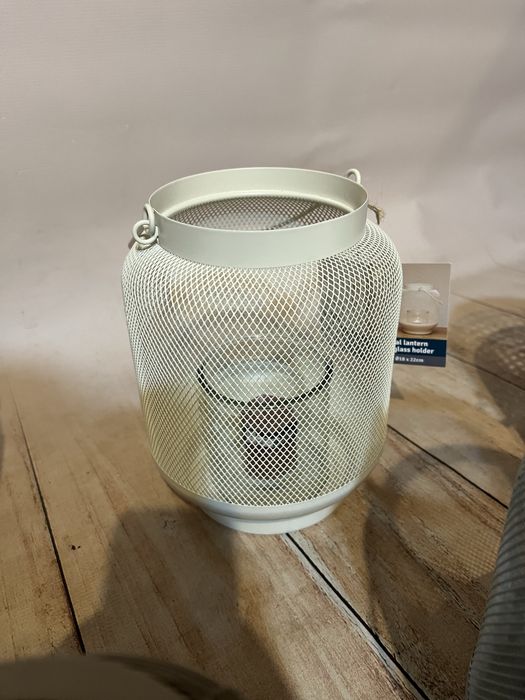 Nowy lampion metalowy