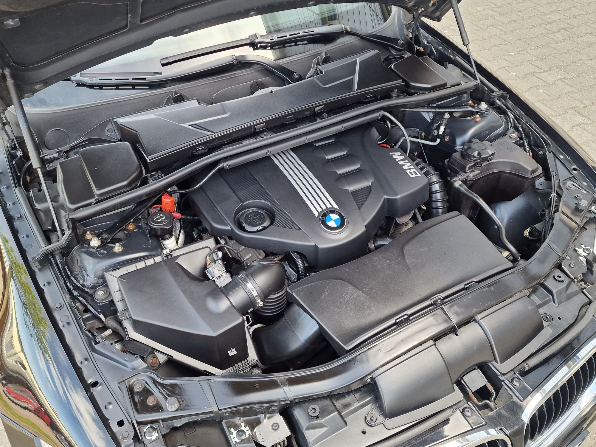 Bmw e91 320d touring lci orginalny stan