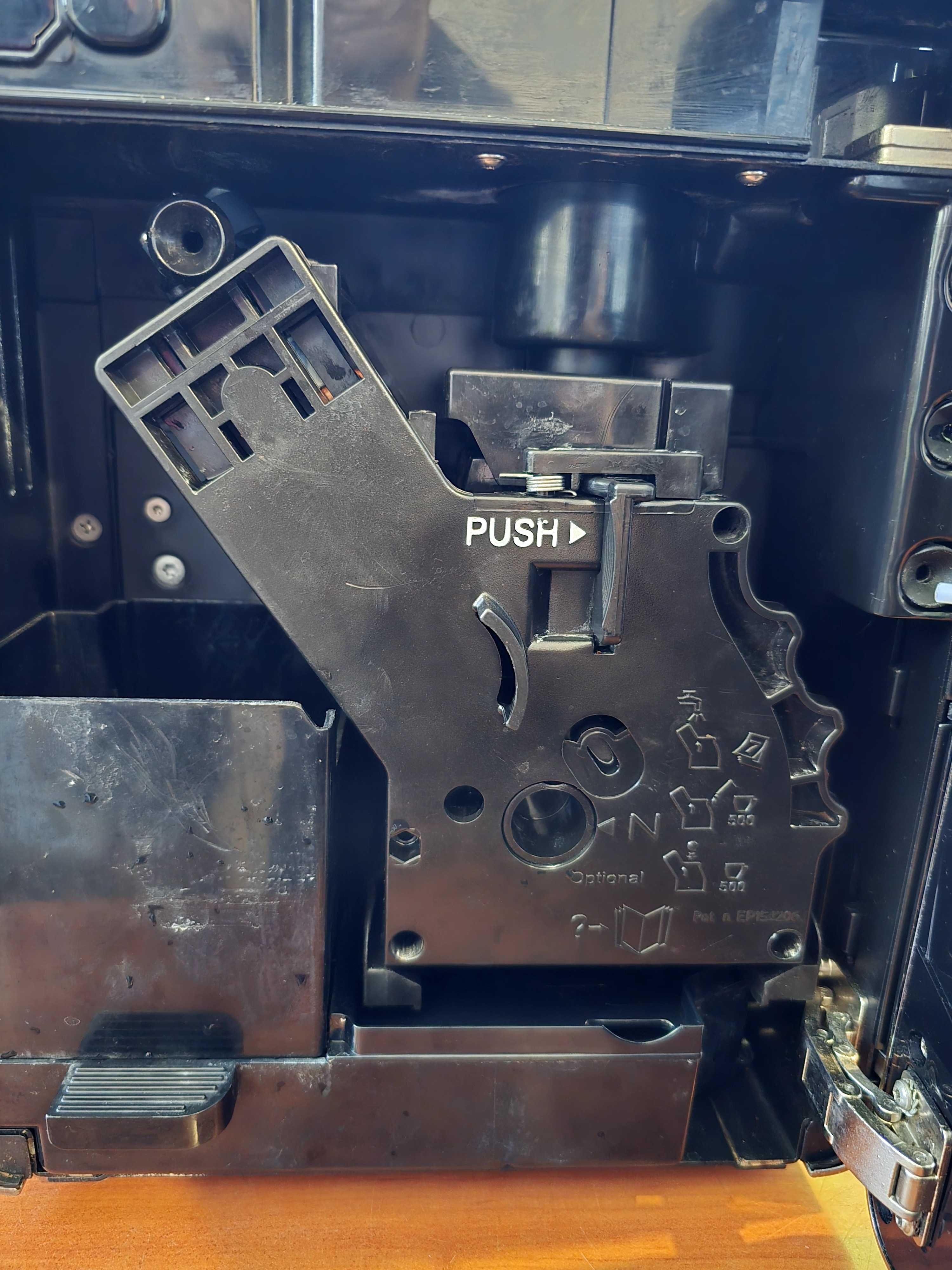 Кофемашина SAECO Philips Exprelia